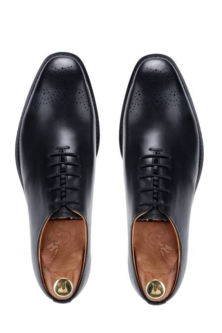 Shop_Ivrah_Black Duke Lace Up Cutwork Shoes _Online_at_Aza_Fashions