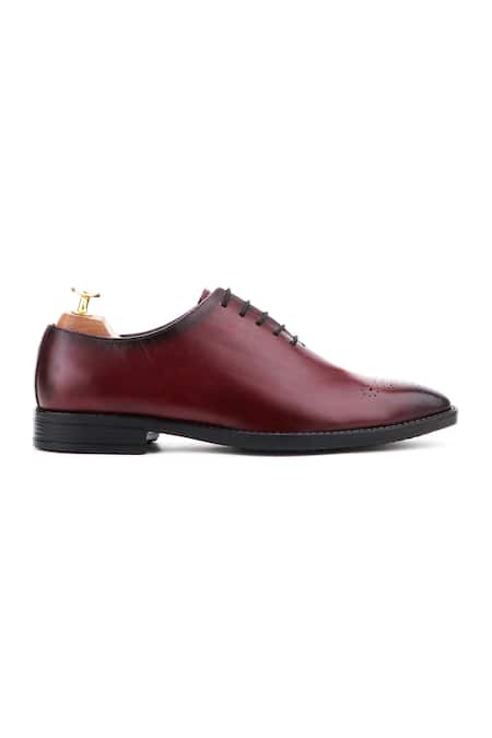 Ivrah_Brown Cut Work Duke Bordo Lace Up Brogue Shoes_Online_at_Aza_Fashions