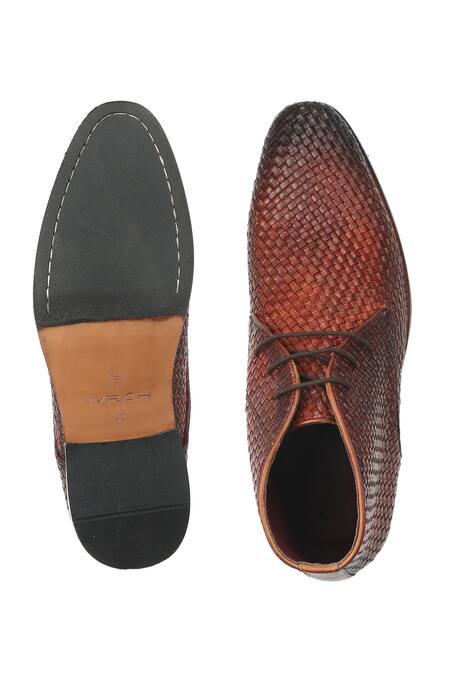 Buy_Ivrah_Wine Dune The Cognac Mesh Chukka Boots_Online_at_Aza_Fashions