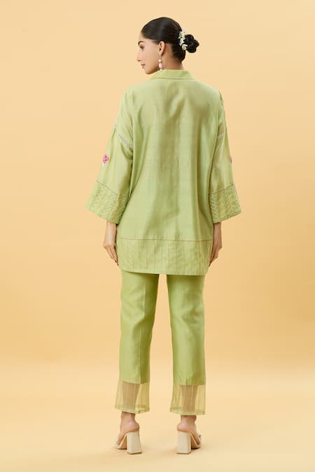 Shop Mukta Sabharwal Green Chanderi Silk Lining Cotton Embroidery Floret Tassel Shirt With Pant at Aza Fashions Shop_Mukta Sabharwal_Green Chanderi Silk Lining Cotton Embroidery Floret Tassel Shirt With Pant _at_Aza_Fashions