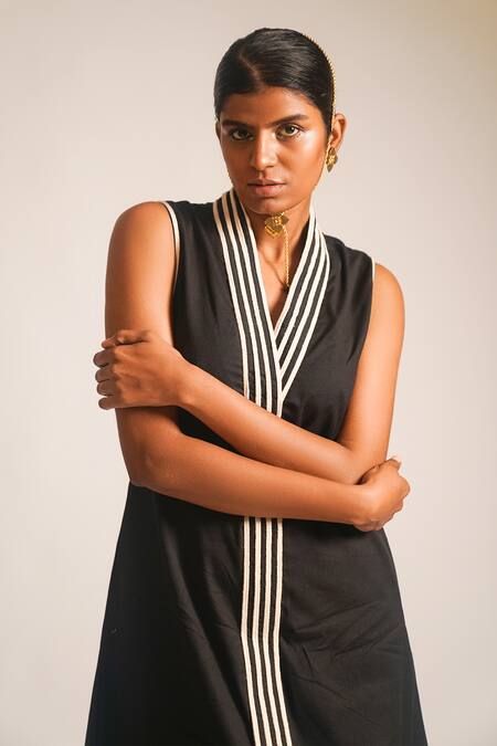 Shop_Atbw_Black Cotton V-neck Contrast Dori Work Overlap Dress_Online_at_Aza_Fashions