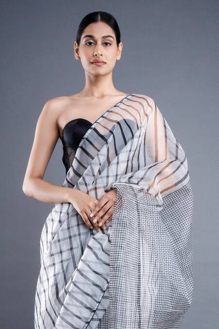 Atbw Black Organza Checkered Block Print Saree Online at Aza Fashions Atbw_Black Organza Checkered Block Print Saree _Online_at_Aza_Fashions