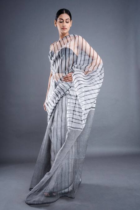 Atbw Black Organza Checkered Block Print Saree at Aza Fashions Atbw_Black Organza Checkered Block Print Saree _at_Aza_Fashions