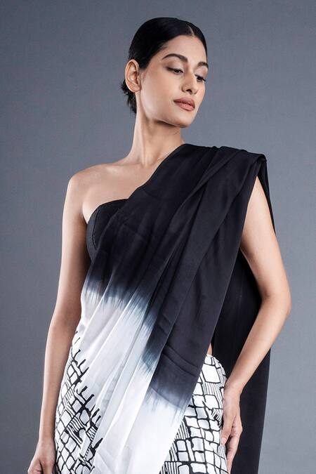 Atbw Black Modal, Satin Checkered Print Ombre Saree Online at Aza Fashions Atbw_Black Modal, Satin Checkered Print Ombre Saree_Online_at_Aza_Fashions