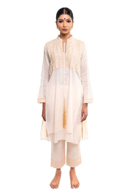 Buy_Anmol Kakad_Cream Cotton Embroidery Mandarin Collar Denim Applique Tunic And Pant Set_Online_at_Aza_Fashions