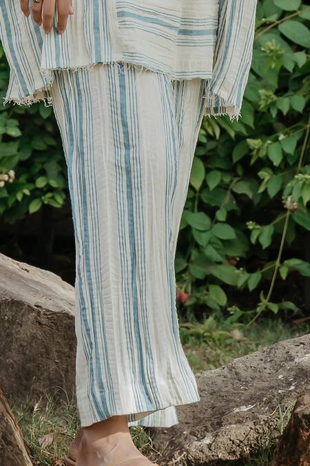 Shop Akashi Clothing Cream Cotton Round Neck Frayed Hem Stripe Pattern Short Tunic Online at Aza Fashions Shop_Akashi Clothing_Cream Cotton Round Neck Frayed Hem Stripe Pattern Short Tunic _Online_at_Aza_Fashions