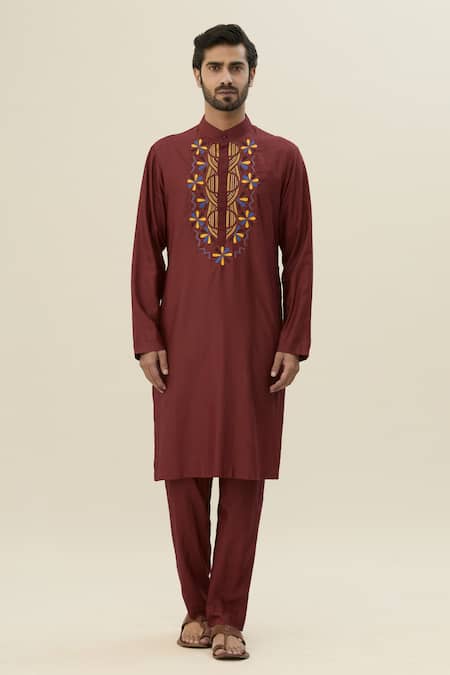 Diyarajvvir_Maroon Cotton, Silk Embroidery Floral Kurta And Pant Set _Online_at_Aza_Fashions