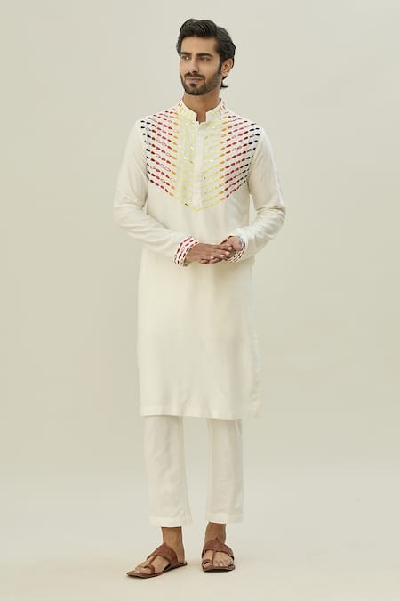 Shop_Diyarajvvir_White Cotton, Silk Embroidery Thread Kurta And Pant Set _Online_at_Aza_Fashions