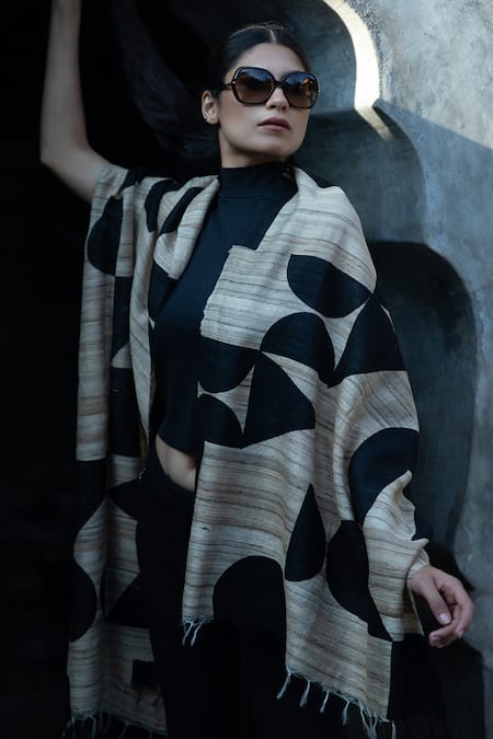 Shop Aeshaane Black Embroidery Geometric Block Print Silk Scarf at Aza Fashions Shop_Aeshaane_Black Embroidery Geometric Block Print Silk Scarf _at_Aza_Fashions