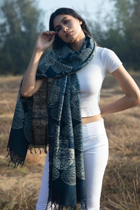 Aeshaane Leaf Print Silk Scarf 