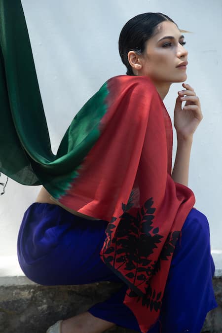 Buy_Aeshaane_Multi Color Leaf Silk Colorblock Woven Scarf _Online_at_Aza_Fashions