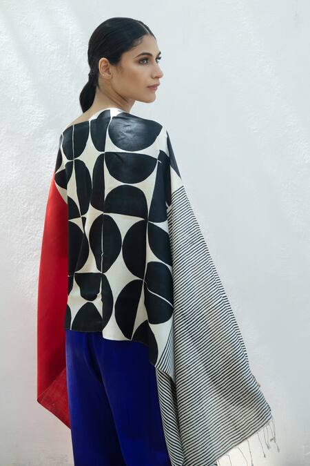 Aeshaane_Multi Color Embroidery Silk Colorblock Geometric Woven Scarf _Online_at_Aza_Fashions