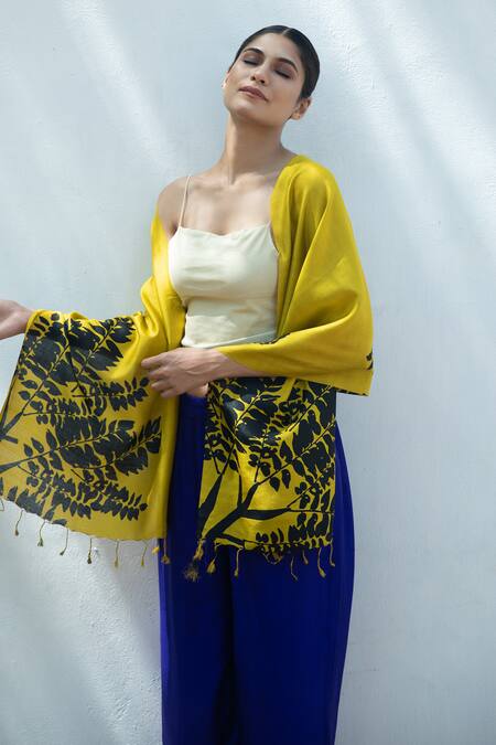 Buy_Aeshaane_Yellow Embroidery Leaves Woven Scarf _Online_at_Aza_Fashions
