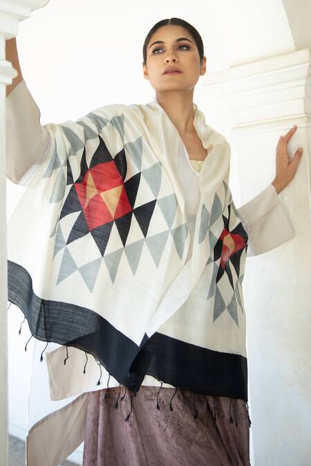 Buy_Aeshaane_Multi Color Cut Work Silk Triangle Woven Scarf _Online_at_Aza_Fashions