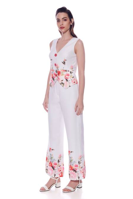 Shop Verano By Tanya White Linen Aria Blossom Print Trouser Online at Aza Fashions Shop_Verano By Tanya_White Linen Aria Blossom Print Trouser _Online_at_Aza_Fashions