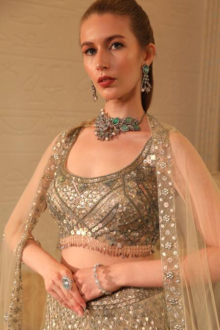 Buy_Presto Couture_Green Net Sequins, Symmetric Pattern Hand Embroidered Bridal Lehenga Set _Online_at_Aza_Fashions