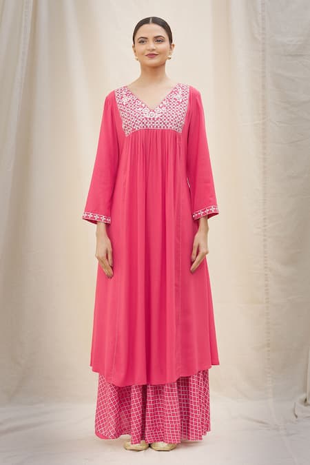 Adara Khan_Coral Cotton, Rayon, Chiffon Embroidery V-neck Kurta Skirt Set_at_Aza_Fashions