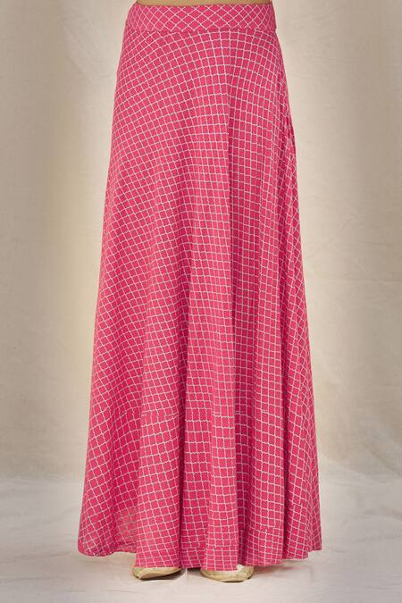 Buy_Adara Khan_Coral Cotton, Rayon, Chiffon Embroidery V-neck Kurta Skirt Set_Online_at_Aza_Fashions