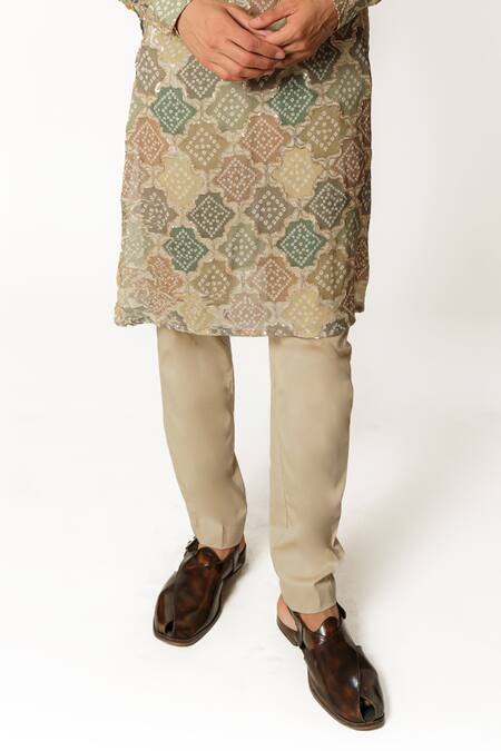 Rabani & Rakha Green Georgette, Cotton Satin, Bandhani Pattern Embroidered Kurta And Pant Set Online at Aza Fashions Rabani & Rakha_Green Georgette, Cotton Satin, Bandhani Pattern Embroidered Kurta And Pant Set _Online_at_Aza_Fashions