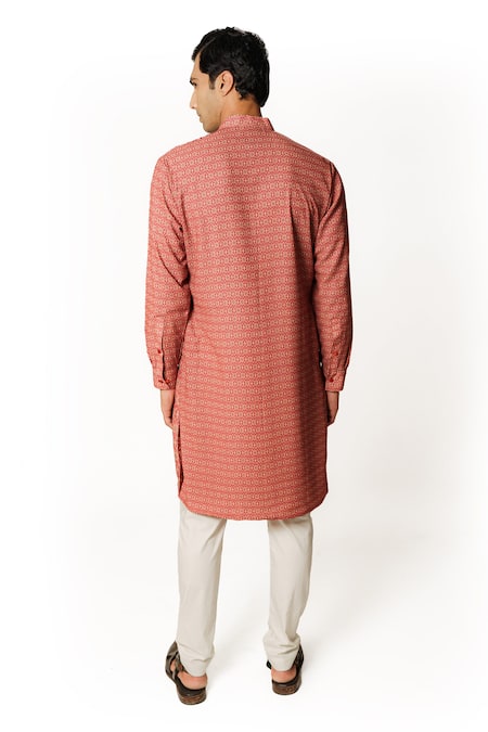 Shop Rabani & Rakha Red Cotton, Georgette, Silk Sequins Straight Embroidered Kurta And Pant Set at Aza Fashions Shop_Rabani & Rakha_Red Cotton, Georgette, Silk Sequins Straight Embroidered Kurta And Pant Set _at_Aza_Fashions