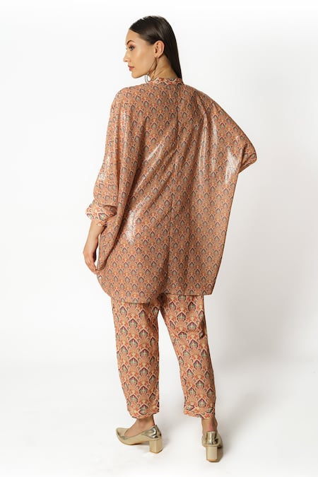 Shop Rabani & Rakha Peach Crepe, Georgette Sequins Mandarin Paisley Floral Print Tunic With Palazzo at Aza Fashions Shop_Rabani & Rakha_Peach Crepe, Georgette Sequins Mandarin Paisley Floral Print Tunic With Palazzo _at_Aza_Fashions