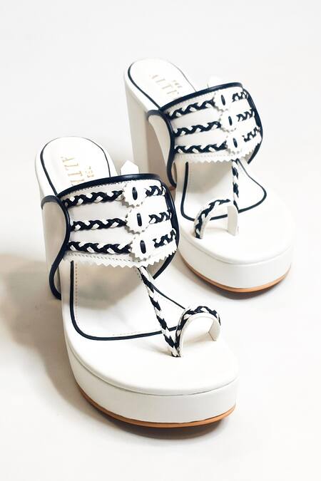 The Alter White Embroidery Thread Slip-on Kolhapuri Block Heels Online at Aza Fashions The Alter_White Embroidery Thread Slip-on Kolhapuri Block Heels _Online_at_Aza_Fashions