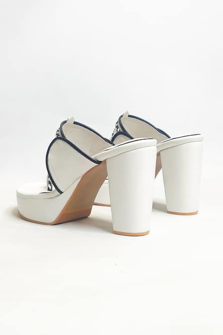 Shop The Alter White Embroidery Thread Slip-on Kolhapuri Block Heels Shop_The Alter_White Embroidery Thread Slip-on Kolhapuri Block Heels