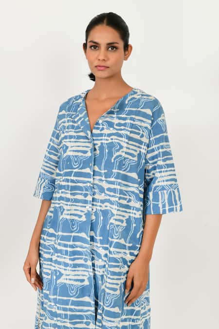 Shop Rias Jaipur Blue Cotton Collared Dabu Mud Resist Print Kurta Online at Aza Fashions Shop_Rias Jaipur_Blue Cotton Collared Dabu Mud Resist Print Kurta _Online_at_Aza_Fashions