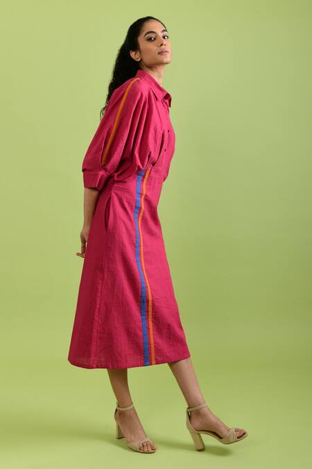Rias Jaipur_Magenta Handloom Cotton Collared Viva Handwoven Dress _Online_at_Aza_Fashions