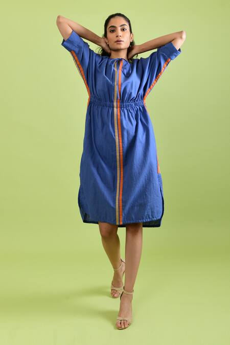 Rias Jaipur_Purple Handloom Cotton Round Neck Pale Handwoven Midi Dress _Online_at_Aza_Fashions