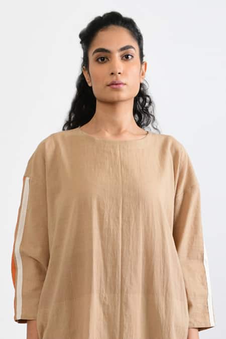 Buy Rias Jaipur Beige Handloom Cotton Round Neck Sunburst Handwoven Kurta With Pant Online at Aza Fashions Buy_Rias Jaipur_Beige Handloom Cotton Round Neck Sunburst Handwoven Kurta With Pant _Online_at_Aza_Fashions