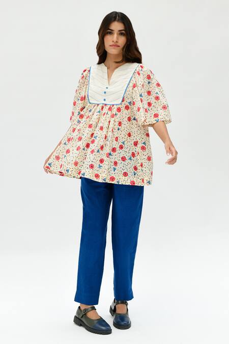 Buy_Rias Jaipur_Off White Cotton Embroidery Split V-neck Printed Dot Work Top _Online_at_Aza_Fashions