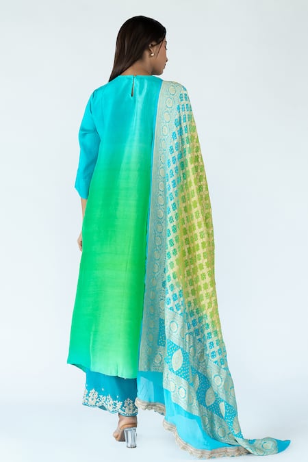 Meghna Panchmatia Ombre Kurta With Banarasi Bandhej Dupatta 