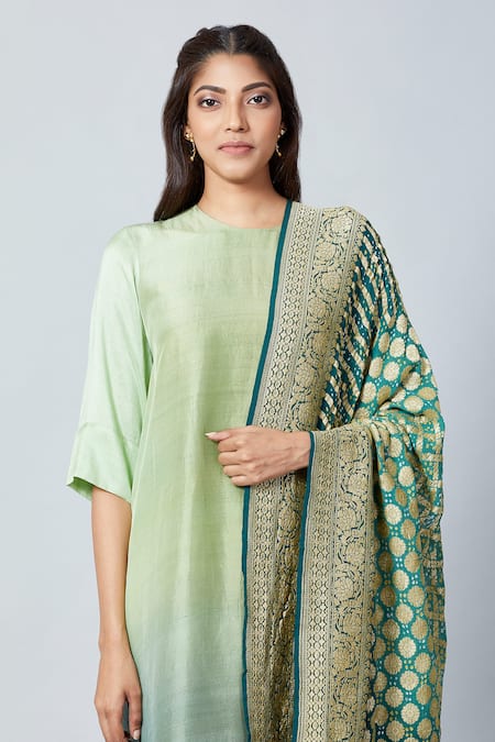 Buy_Meghna Panchmatia_Green Silk Zari, Lace, Embroidery Round Ombre Kurta With Woven Bandhej Dupatta _Online_at_Aza_Fashions