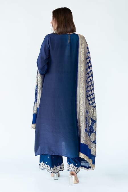 Meghna Panchmatia Tonal Ombre Kurta With Banarasi Dupatta 