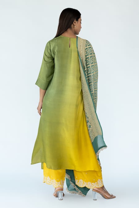 Meghna Panchmatia Ombre Asymmetric Kurta With Banarasi Dupatta 