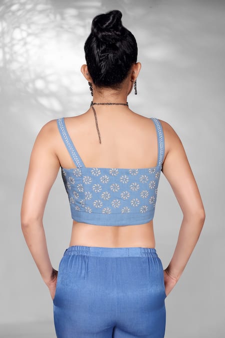 Anita Kanwal Blue Denim Zari, Sequins Sweetheart Neck Embellished Cape Lehenga Set Online at Aza Fashions Anita Kanwal_Blue Denim Zari, Sequins Sweetheart Neck Embellished Cape Lehenga Set _Online_at_Aza_Fashions