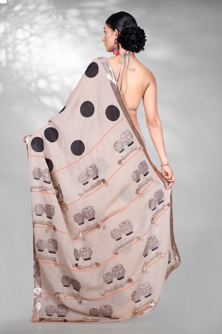 Anita Kanwal Block Printed Saree With Unstitched Blouse Piece 