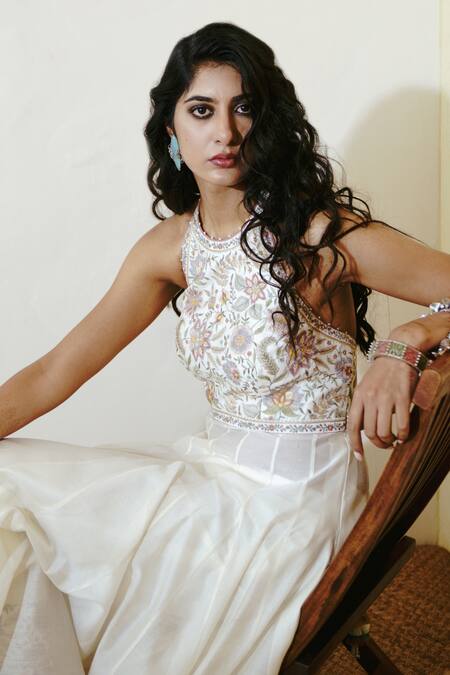 Wabi Sabi By Anshum-Ritesh Ivory Chanderi Embroidery Halter Neck Santorini Sunset Anarkali Pant Set Online at Aza Fashions Wabi Sabi By Anshum-Ritesh_Ivory Chanderi Embroidery Halter Neck Santorini Sunset Anarkali Pant Set _Online_at_Aza_Fashions