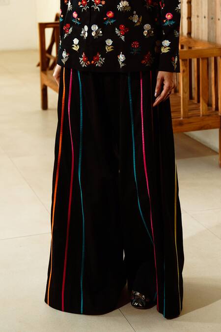 Buy_Wabi Sabi By Anshum-Ritesh_Black Cotton, Silk Embroidery V-neck Garden City Jacket With Flared Pant _Online_at_Aza_Fashions