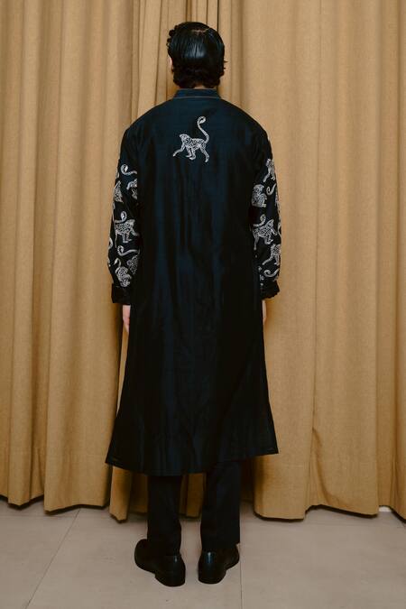 Shop Wabi Sabi By Anshum-Ritesh Black Chanderi Embroidery Troop Kurta Set at Aza Fashions Shop_Wabi Sabi By Anshum-Ritesh_Black Chanderi Embroidery Troop Kurta Set _at_Aza_Fashions
