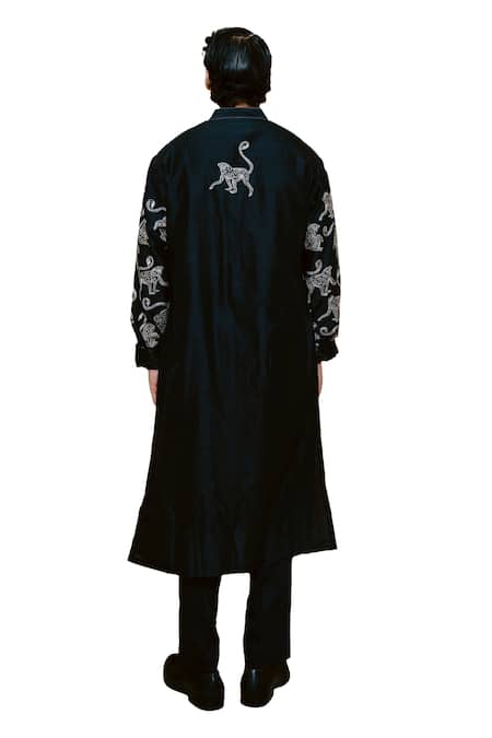 Wabi Sabi By Anshum-Ritesh Black Chanderi Embroidery Troop Kurta Set at Aza Fashions Wabi Sabi By Anshum-Ritesh_Black Chanderi Embroidery Troop Kurta Set _at_Aza_Fashions