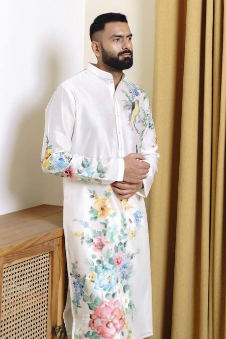 Wabi Sabi By Anshum-Ritesh_Ivory Chanderi Ferns And Feathers Hand Painted Kurta Set _Online_at_Aza_Fashions