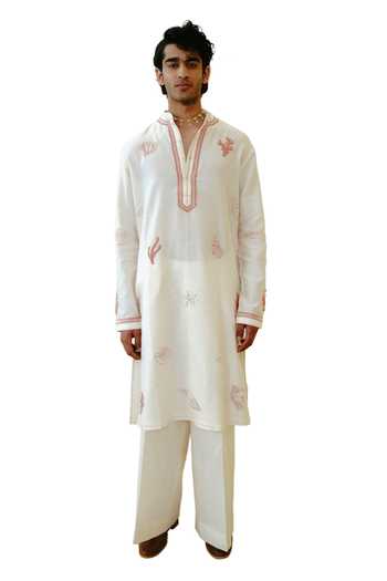 Wabi Sabi By Anshum-Ritesh_Ivory Chanderi Embroidery Seashells Hand Painted Kurta Set _at_Aza_Fashions
