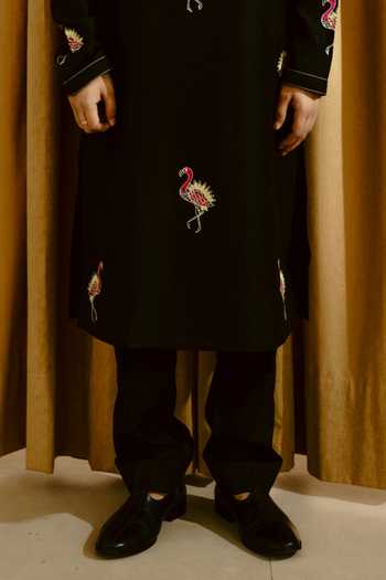 Buy_Wabi Sabi By Anshum-Ritesh_Black Chanderi Embroidery Flamingo Pond Kurta Set _Online_at_Aza_Fashions