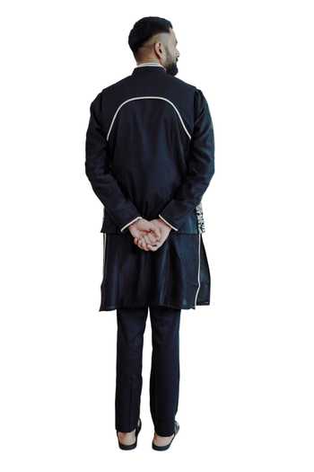 Wabi Sabi By Anshum-Ritesh_Black Chanderi Embroidery Resham Bundi And Kurta Set _at_Aza_Fashions