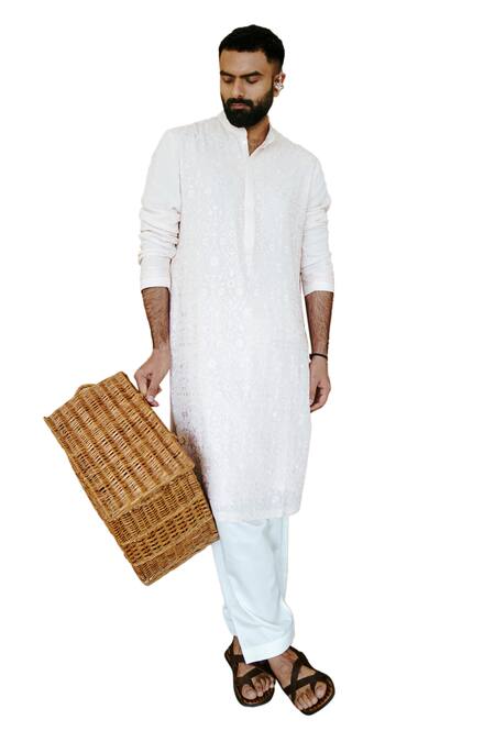 Wabi Sabi By Anshum-Ritesh_Pink Georgette Embroidery Moroccan Murals Kurta Set _at_Aza_Fashions