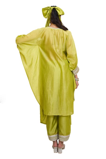 Buy_Rishi and Vibhuti_Green Chanderi Silk Lace, Cut Work V-neck Kael Embroidered Kaftan Pant Set _Online_at_Aza_Fashions