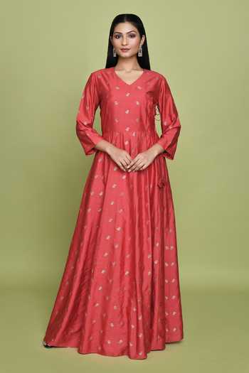 Buy Vishwa By Pinki Sinha Coral Silk Tassels V-neck Rose Pattern Woven Angarkha at Aza Fashions Buy_Vishwa By Pinki Sinha_Coral Silk Tassels V-neck Rose Pattern Woven Angarkha_at_Aza_Fashions