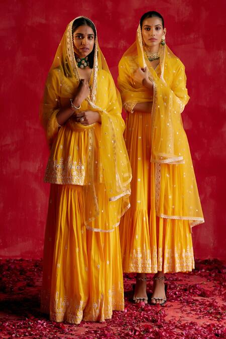 Preevin Yellow Cotton, Tulle, Net Floral Embellished Tiered Angarkha With Dupatta Online at Aza Fashions Preevin_Yellow Cotton, Tulle, Net Floral Embellished Tiered Angarkha With Dupatta _Online_at_Aza_Fashions